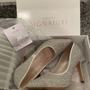 Galina Signature Shoes snd hair pin